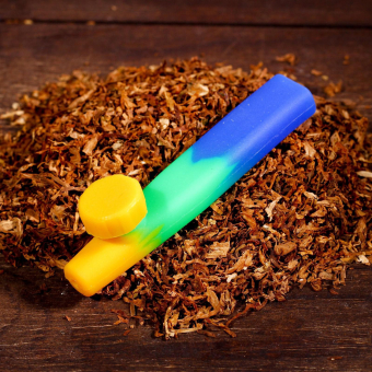 Трубка курительная с крышкой, 2×8.5×1.5 см, микс
