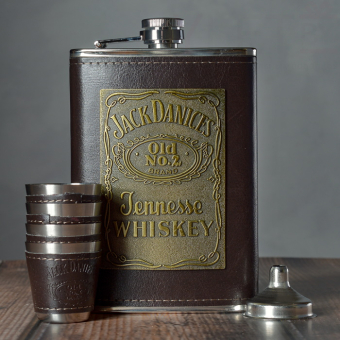 Набор с фляжкой и стопками Jack Daniels с табличкой, Темный коричневый