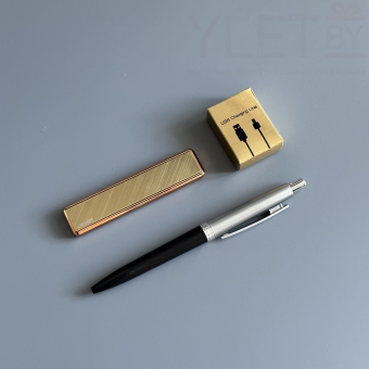 Подарочный набор " Больших побед " (Ручка, USB зажигалка Ciger, зарядный кабель)